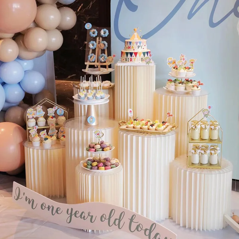 折りたたみ紙ケーキスタンド結婚式の装飾小道具デザートテーブル - Baby Clothing Rack For Baby Shower のレビューと価格