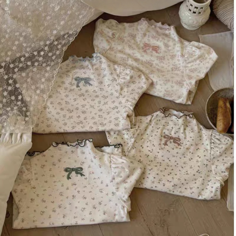2025年子供服ベビーガール服コットン花柄フリル長袖トップス - Baby Clothing Layers のレビューと価格